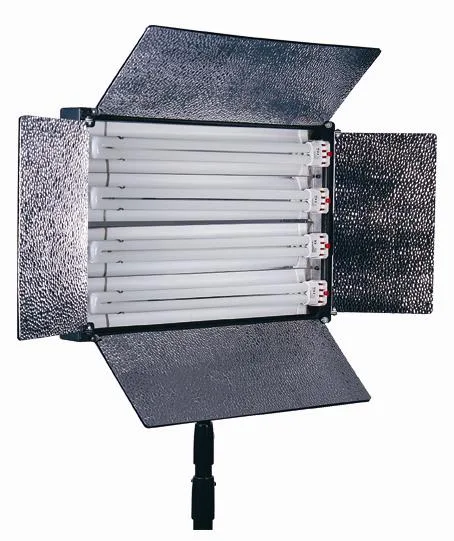 Ảnh minh họa Bộ Kit Studio 2 Đèn Kino 4 Bóng Osram - Đèn livestream quay phim 3