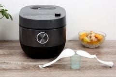  Nồi cơm điện cao tần Kangaroo 1.8 lít KG18RIH2 