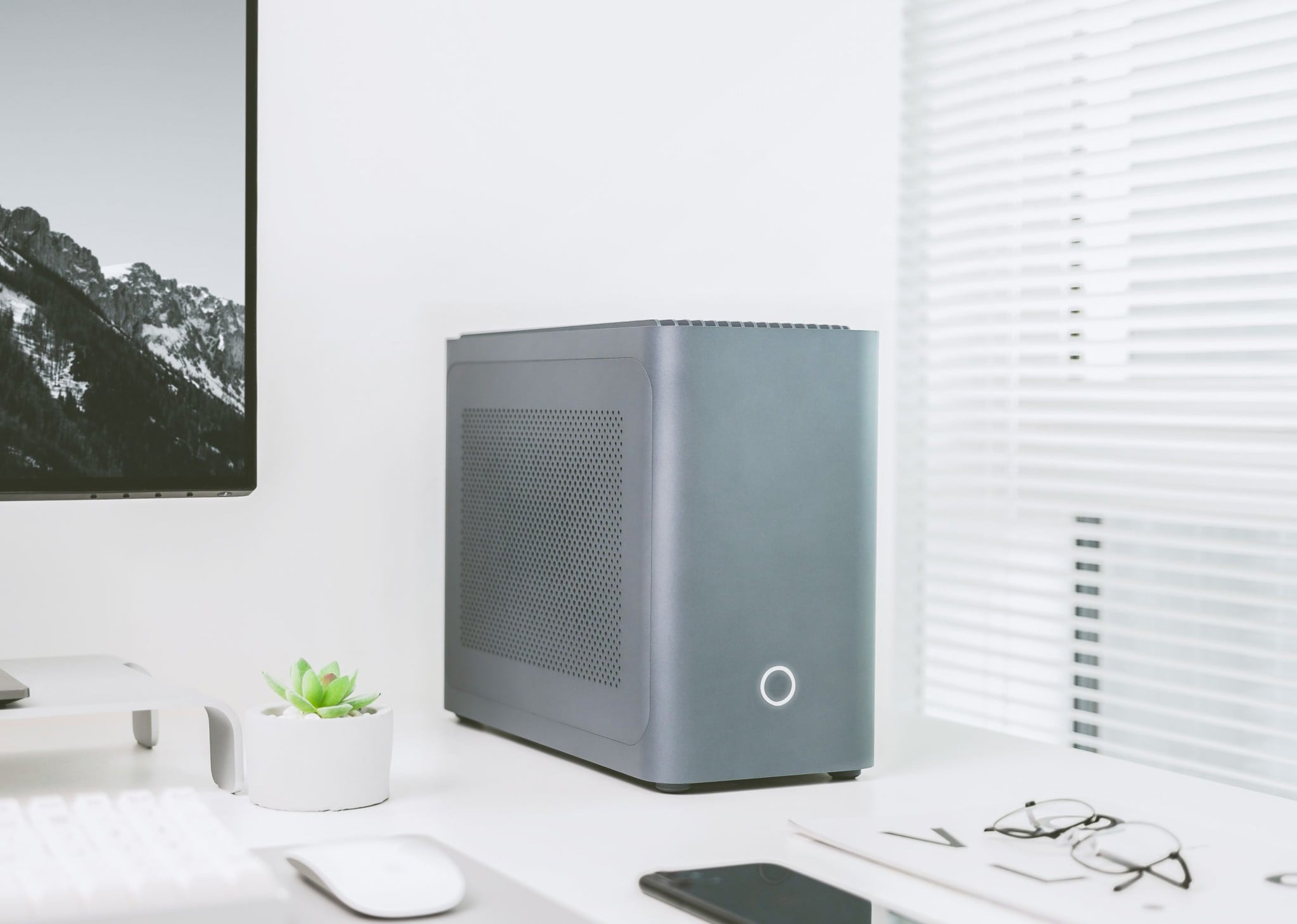 Ảnh minh họa CASE IQUNIX ZX-1 Air Cooling Aluminum 1