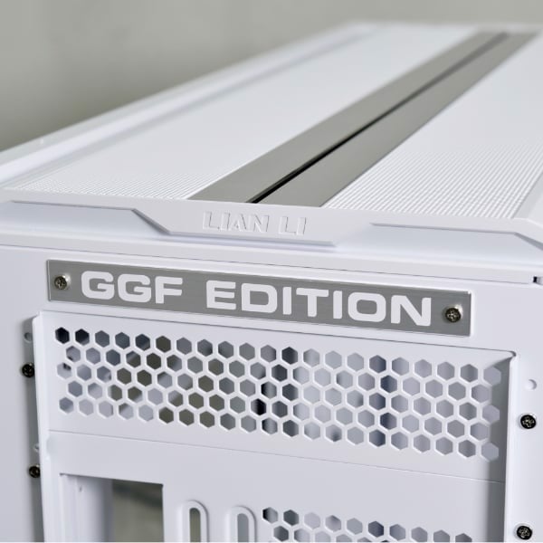 Ảnh minh họa CASE Lian-Li V3000PW White 3