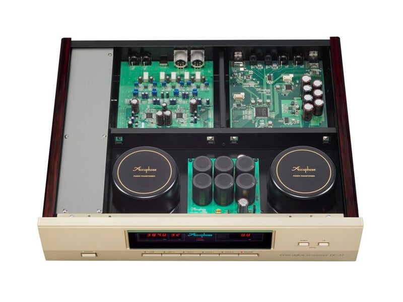 Ảnh minh họa DAC Hiend Accuphase DC37, Chip ESS9018, Optical, Coaxial, USB 2