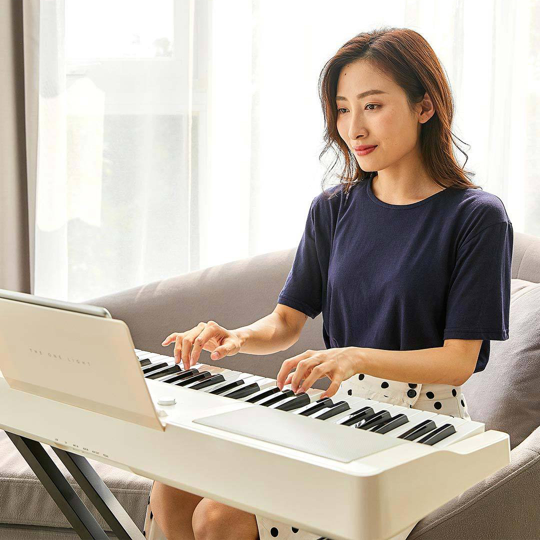 Ảnh minh họa Đàn piano điện tử thông minh The ONE Light 3
