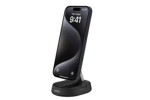 Đế sạc không dây 15W Magnetic Belkin BoostCharge WIA008