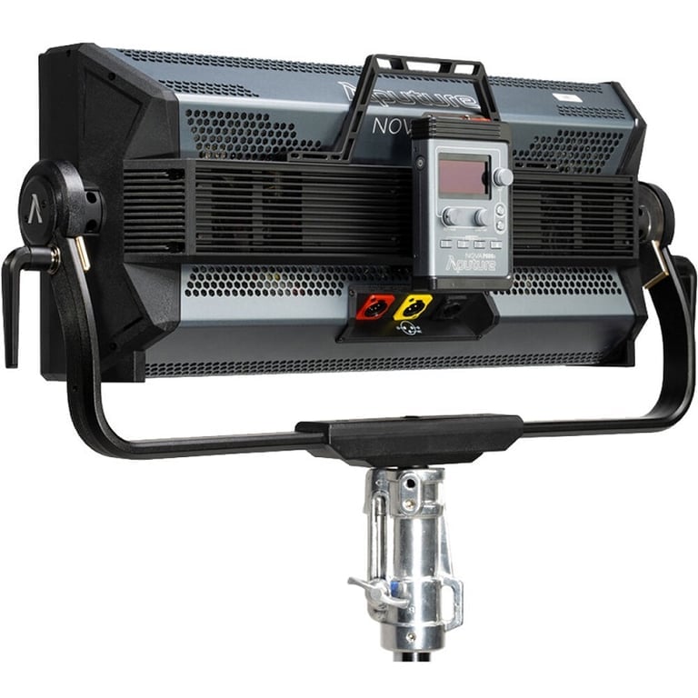 Ảnh minh họa Đèn led Aputure NOVA P600c RGBWW 2