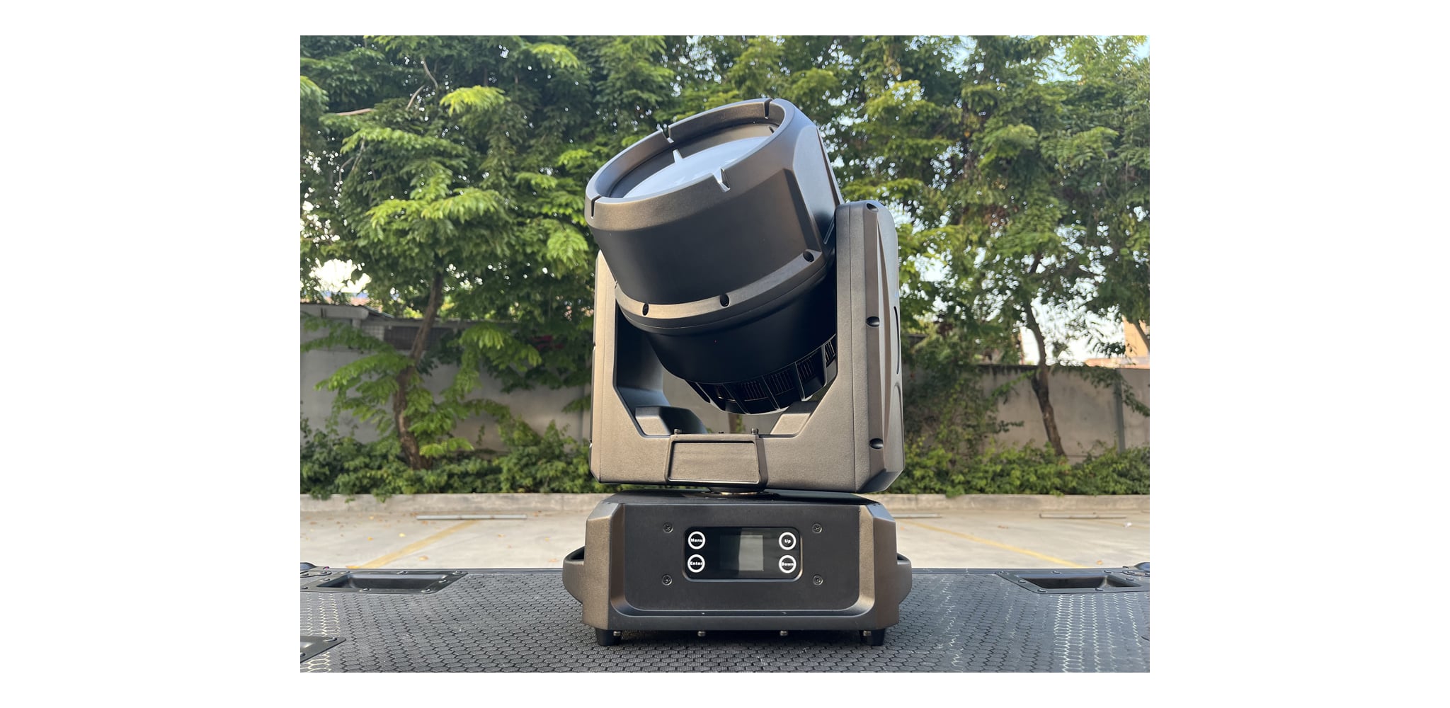 Ảnh minh họa Đèn Led Moving Head Mitek & HBK B-EYE 760 IP 2
