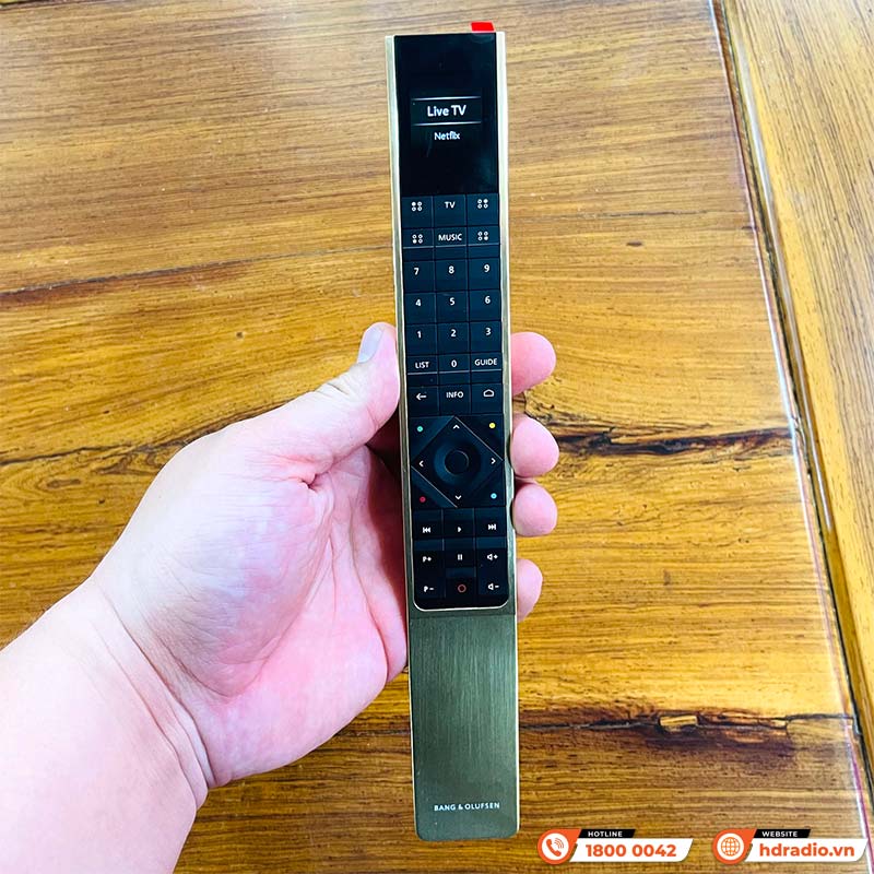 Ảnh minh họa Điều khiển B&O Beo remote One Chính Hãng 1