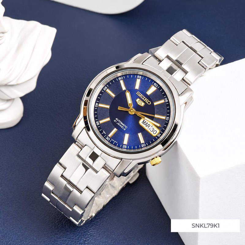 Ảnh minh họa Seiko SNKL79K1 – Nam – 37,5mm – Kính cứng – Automatic (Cơ tự động) – Dây kim loại 1