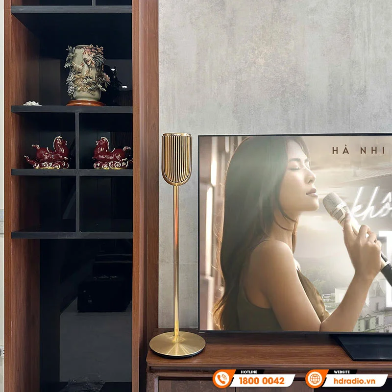 Ảnh minh họa Loa B&O Beolab 8, Công Suất 300W/Chiếc, Bluetooth 5.3, Wifi Đa Phòng, USB, Ethernet, Spotify, TIDAL, Deezer, QPlay 2.0 3