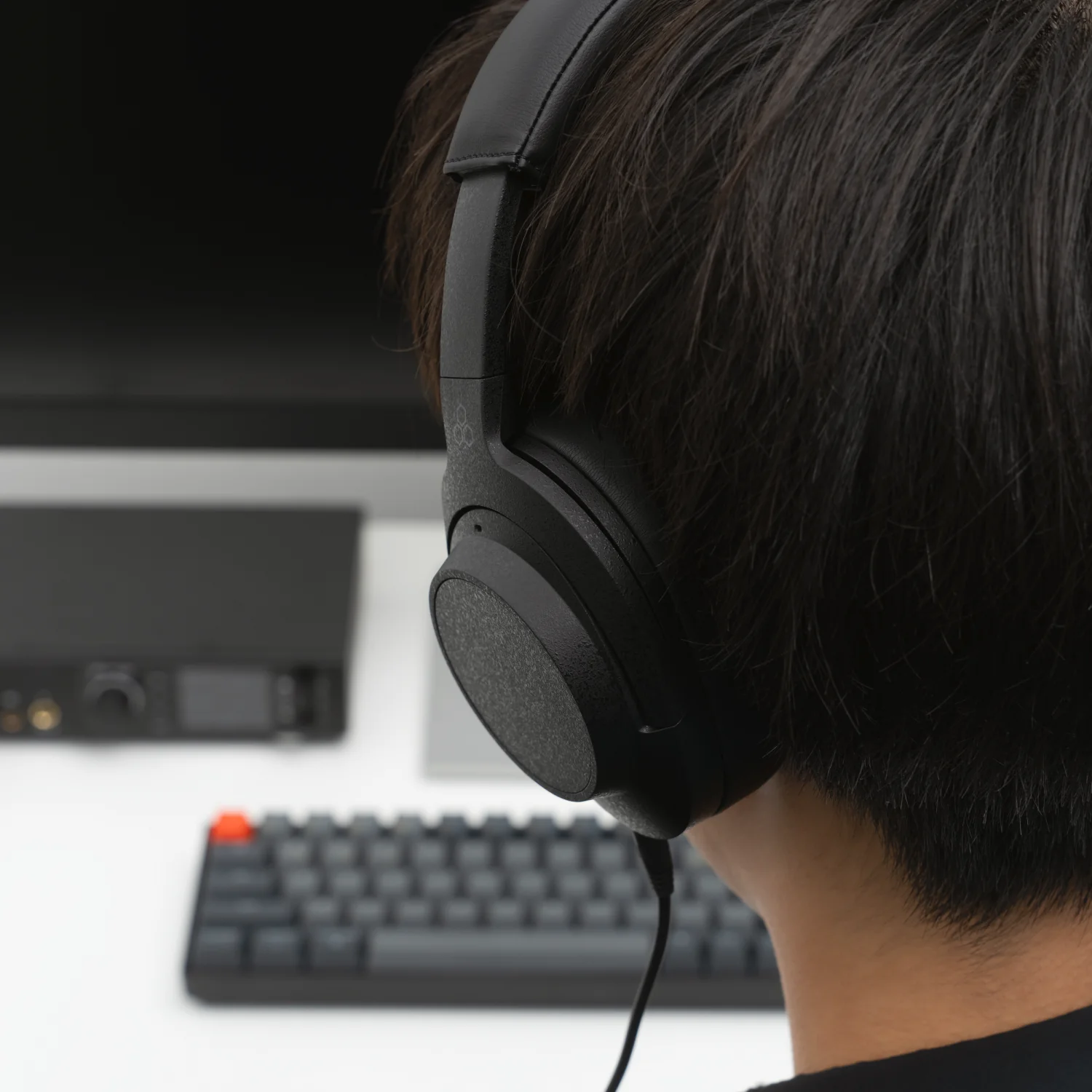 Ảnh minh họa Final Audio UX5000 1