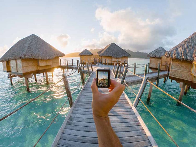 Ảnh minh họa Gopro Hero 7 Black và Combo quà tặng 3