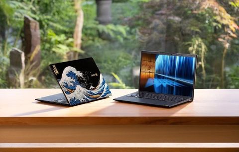 Laptop MSI Prestige 13 AI+ Ukiyoe Edition A2VMG 075VN