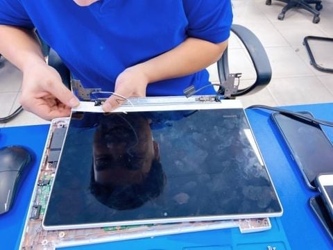 Khắc phục Lỗi Flexgate Macbook Pro 2020