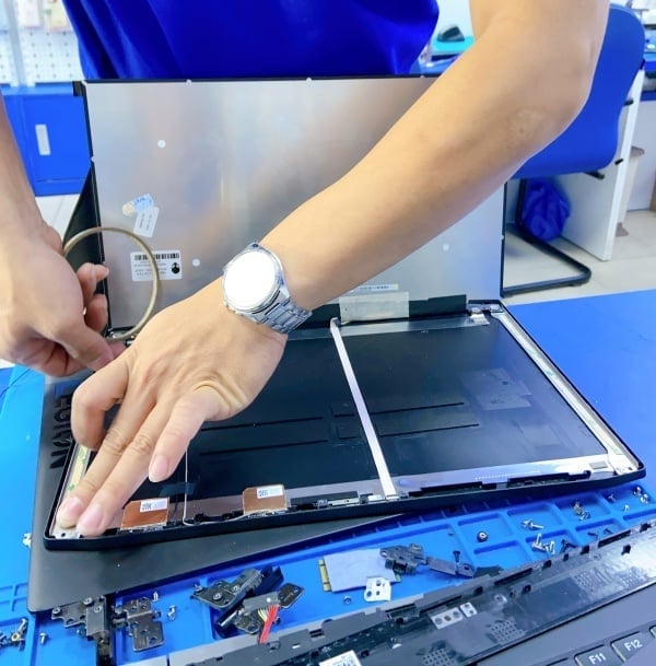 Khắc phục lỗi Nitro 5 Không Nhận Nguồn Sạc