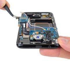  Khắc phục lỗi, thay dây nguồn đuôi sạc Samsung Galaxy S8, S8 Plus 