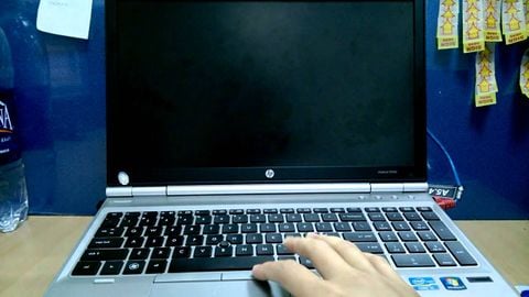 Khắc phục lỗi Thay Thế Màn hình laptop Toshiba C870