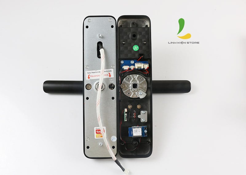 Ảnh minh họa Khóa cửa vân tay Tuya X2 đen 3
