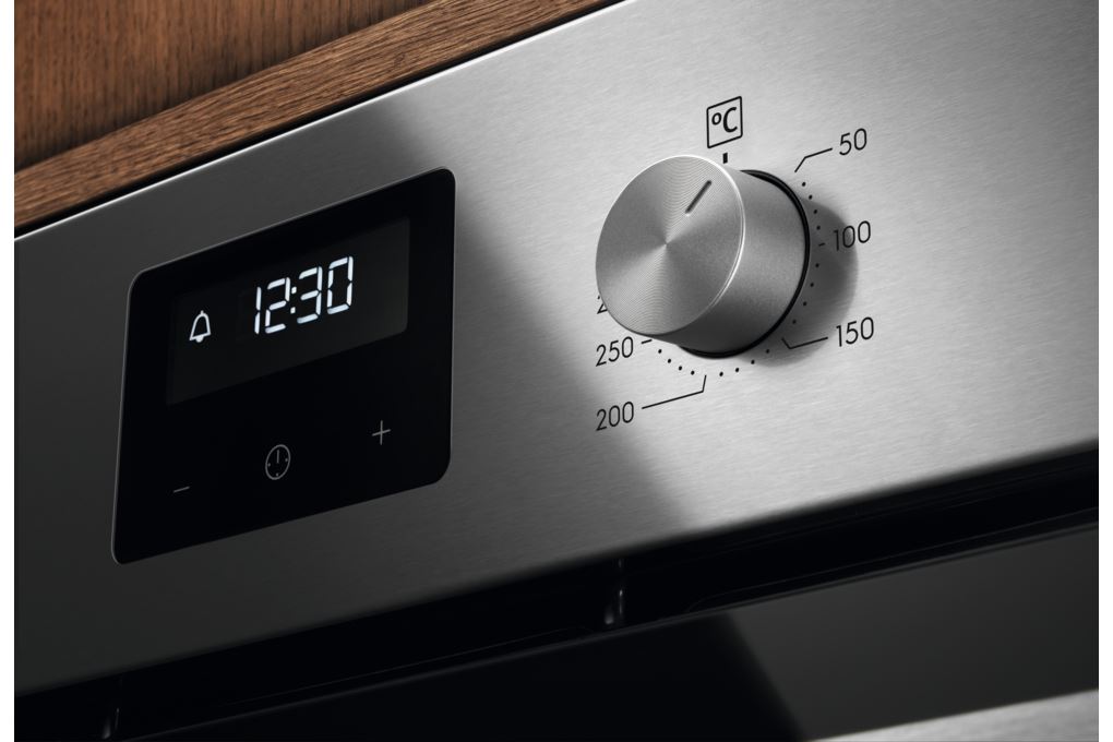 Ảnh minh họa Lò nướng âm Electrolux KODGE70X 72 lít 1