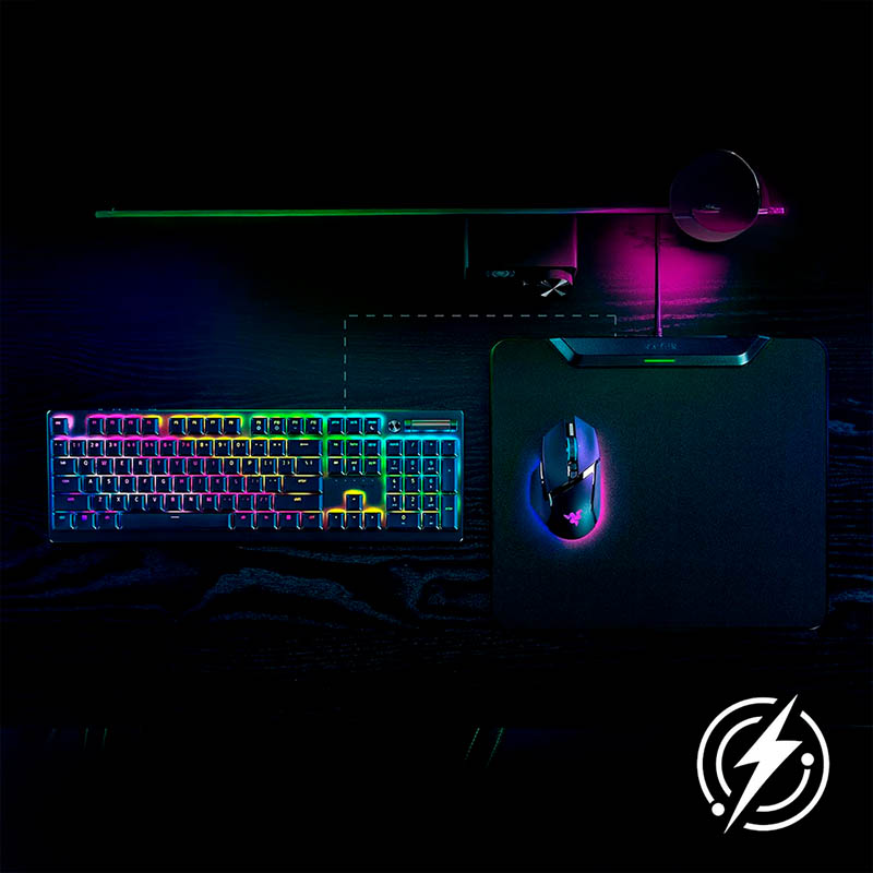 Ảnh minh họa Lót chuột Razer HyperFlux V2 Wireless Charging RZ81-04930100-B3M1 3