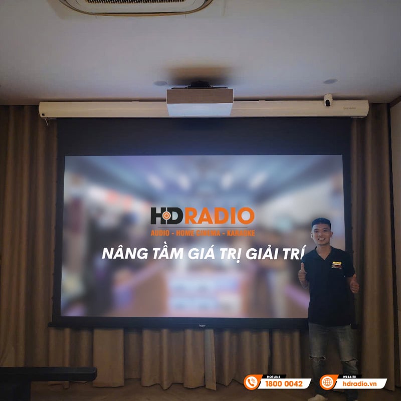 Ảnh minh họa Màn Chiếu Grandview Cyber Tab-Tension (100inch - 200inch) 1