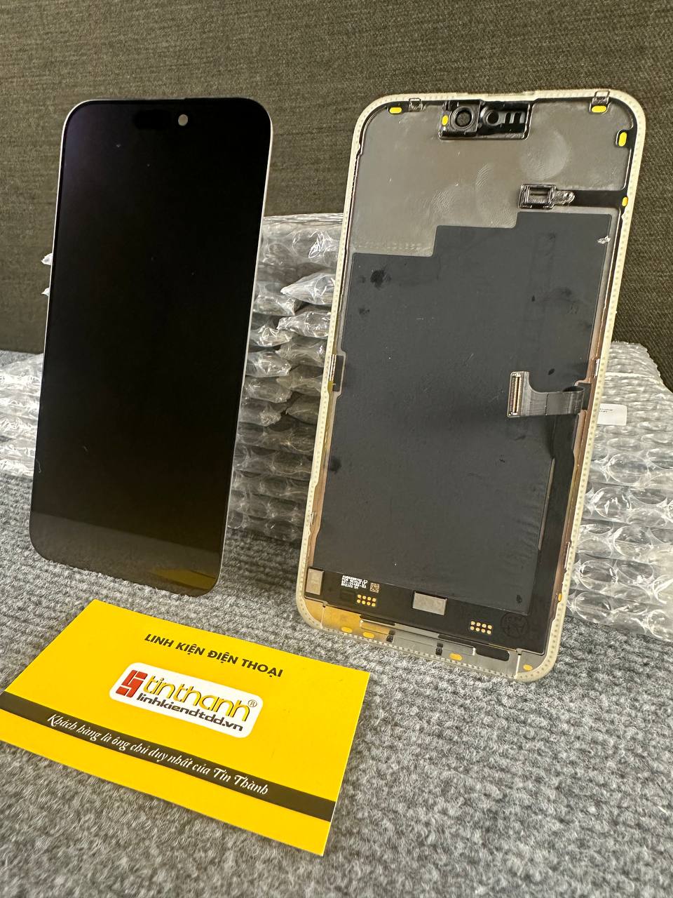 Ảnh minh họa Màn hình iPhone 15 Pro Max ép kính ( IC Chưa sàng ) 3