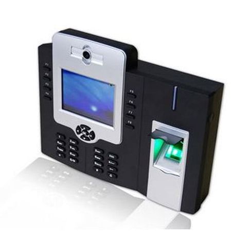 Máy chấm công kiểm soát cửa Gigata TFT800