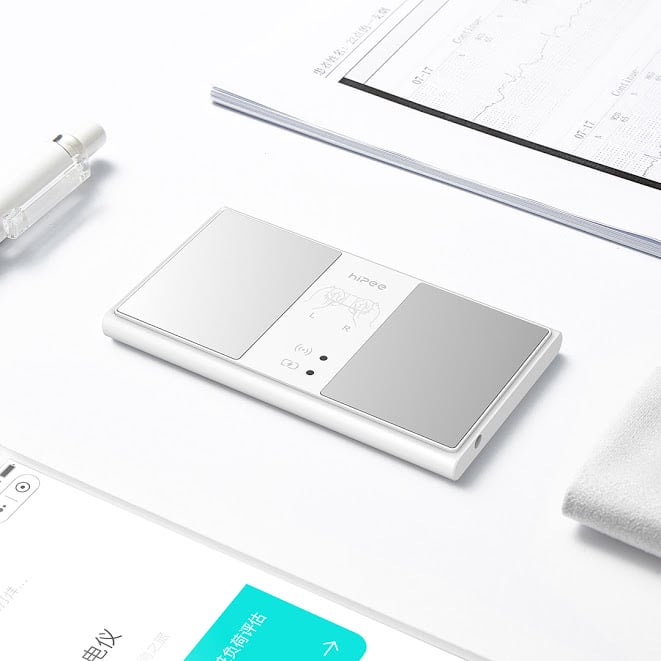 Ảnh minh họa Máy đo điện tim mini Hipee ECG 2