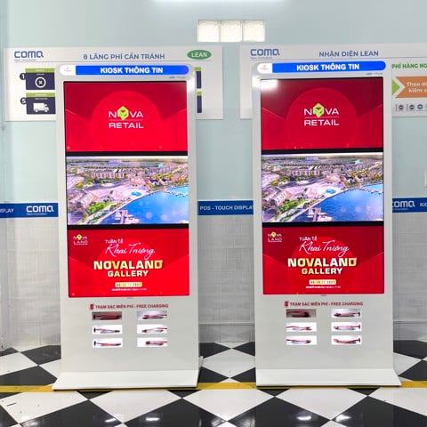Máy KIOSK quảng cáo COMQ Q-Kiosk 55A PBC - 55'' có trạm sạc pin