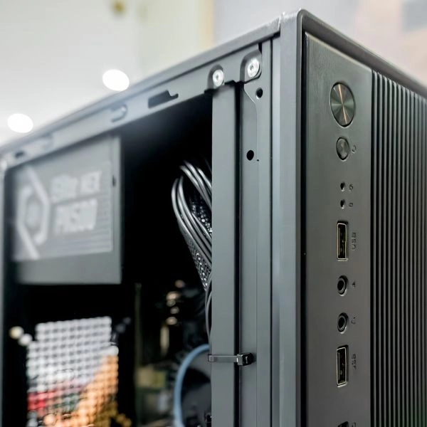 Ảnh minh họa Máy bộ TNC Văn Phòng U5225-8G-256G-W11H (Ultra 5 225/ Ram 8GB/ SSD 256GB/ Windows 11 Home) 3
