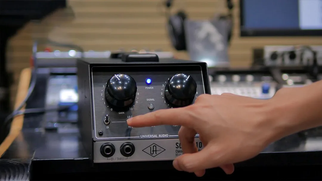 Ảnh minh họa Preamp Apollo UA Solo 610 3