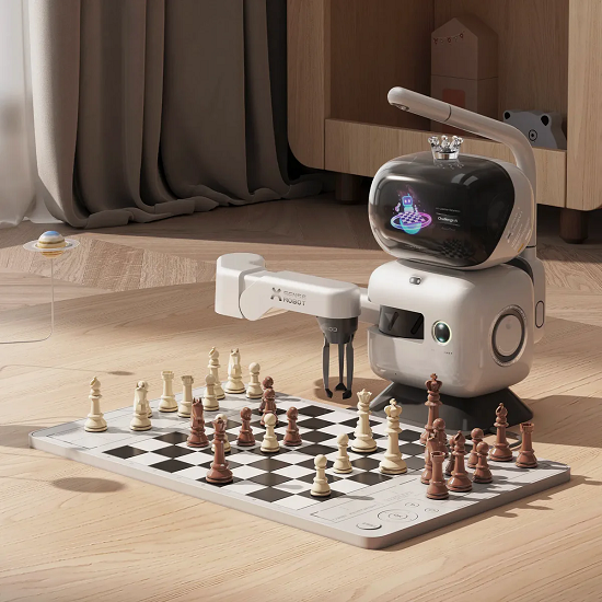 Ảnh minh họa Robot cờ vua SenseRobot Chess 3