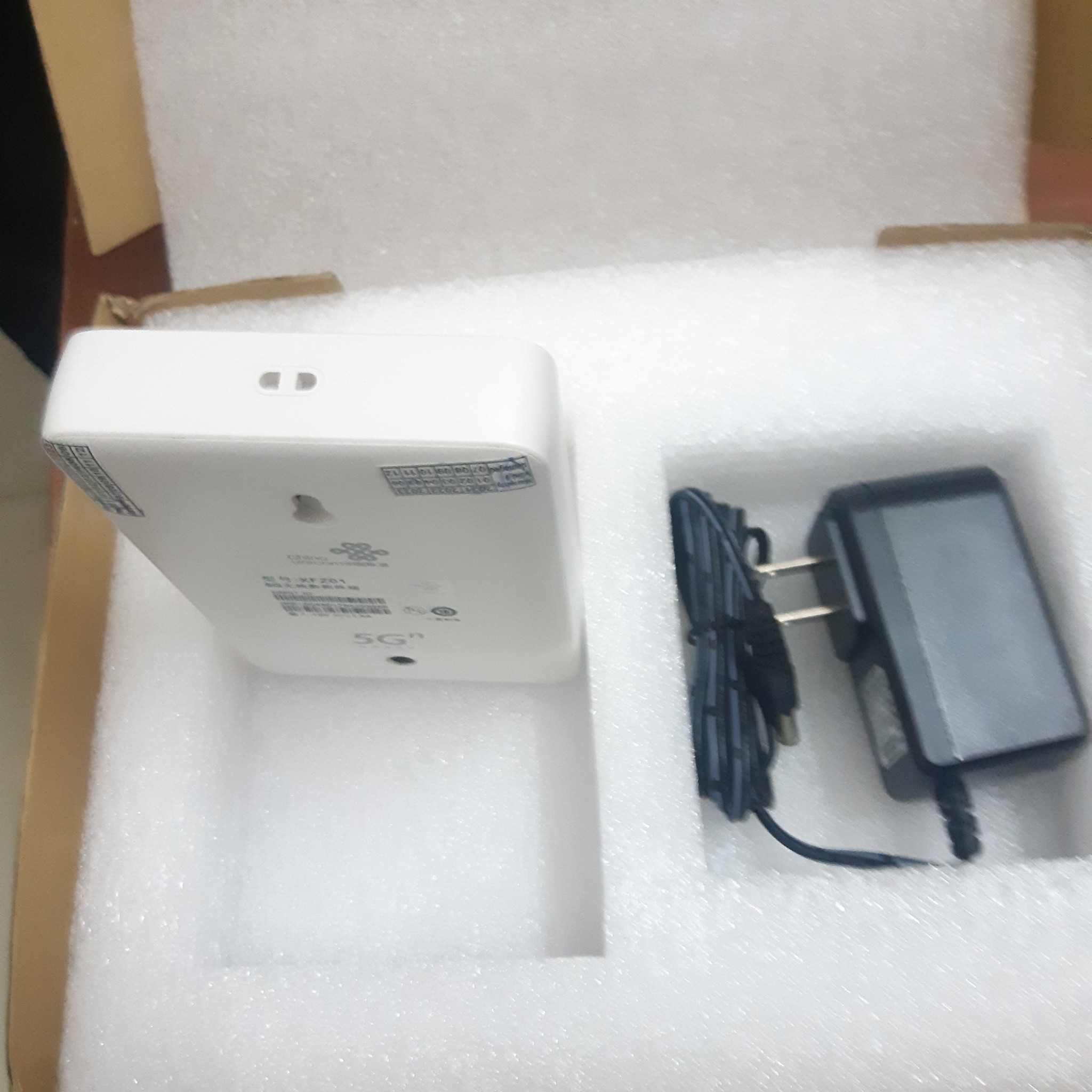 Ảnh minh họa Router 5G Unicom XFZ01 1