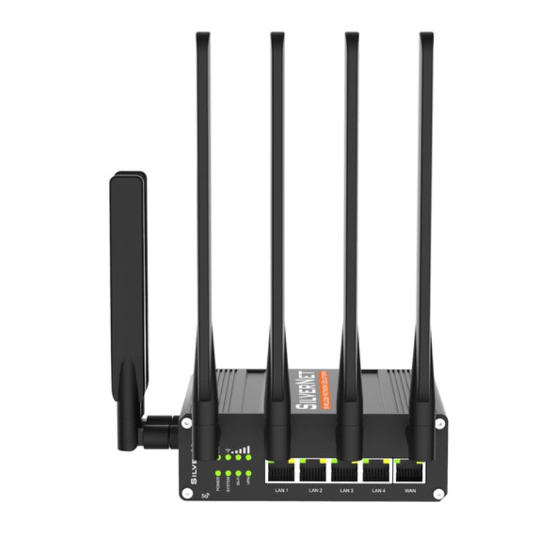 Router công nghiệp 5G SilverNet with 4 Port PoE+ (iSITE Switch 5G)