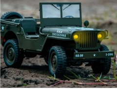  Xe quân sự điều khiển từ xa Jeep C8815 