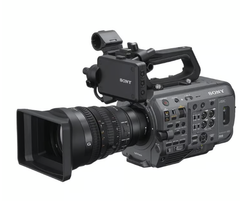  Sony PXW-FX9V + Sony FE PZ 28-135mm F4 G OSS 