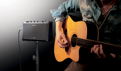  Ampli guitar acoustic mini cao cấp Roland Mobile AC 