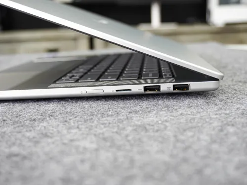 Ảnh minh họa Lenovo Xiaoxin Air 15 IWC11 | Core 5 320 | RAM 16GB | SSD 512GB | 15.3inch WUXGA (1920x1200) Touch 120Hz | Cloud Grey | New Fullbox 3