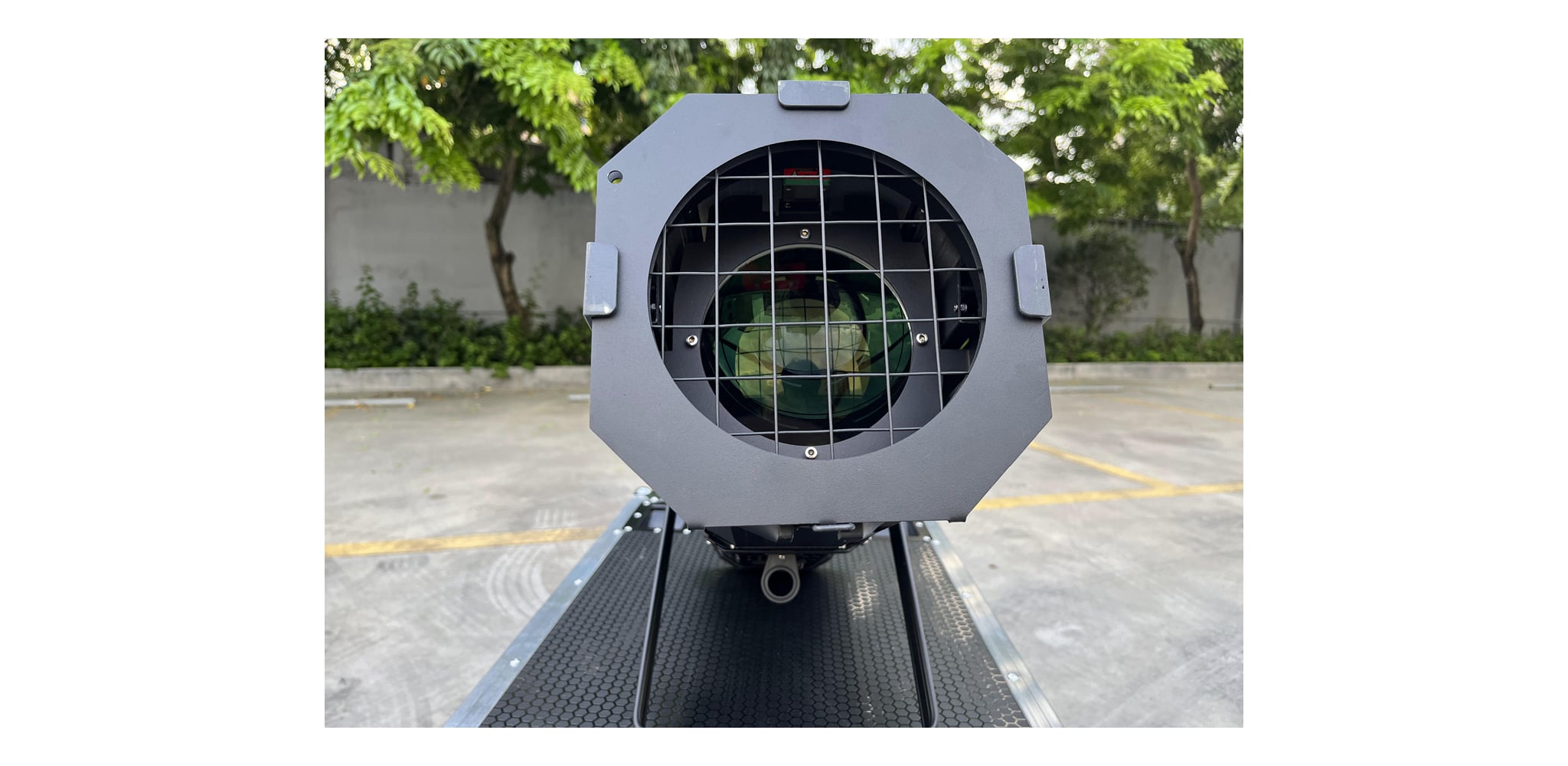 Ảnh minh họa Static Lights Mitek&HBK 300W Profile Zoom - RGBW 3