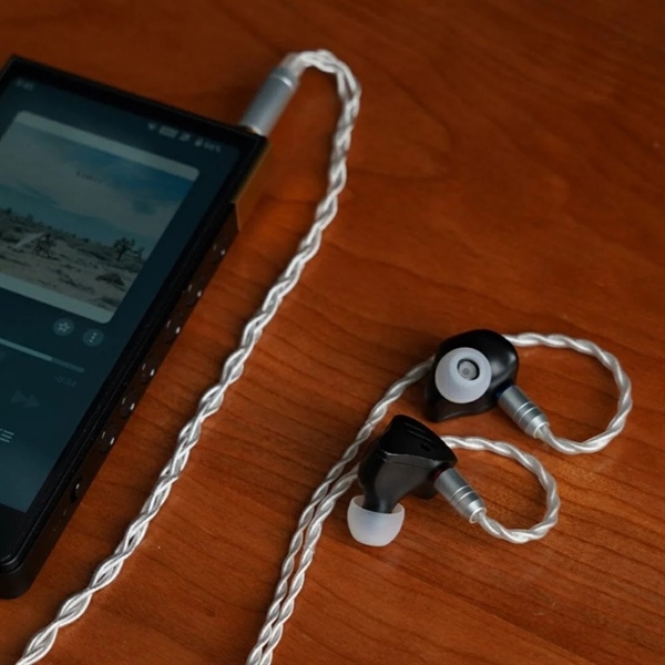 Tai Nghe FOSI IM4 In Ear