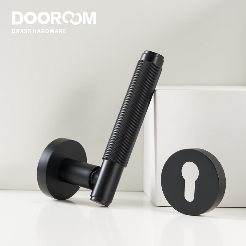 Ảnh minh họa Tay nắm cửa đồng nguyên khối phong cách tối giản Italia DOOROOM 1