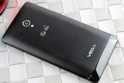 Thay camera sau Sky A850