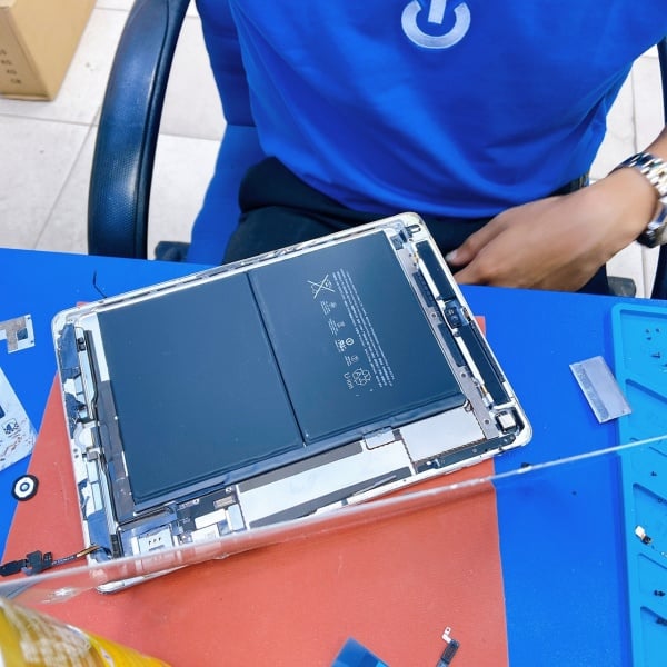 Thay Camera Tablet Bị Mờ