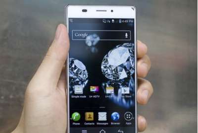 Thay camera trước Sky A870