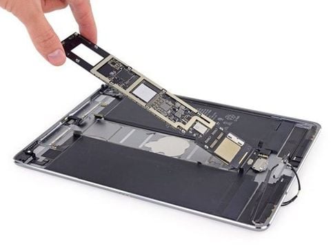 Thay Khắc phục Lỗi 4013 Chạm Main iPad Air 2/ iPad 6 (đã tính công)