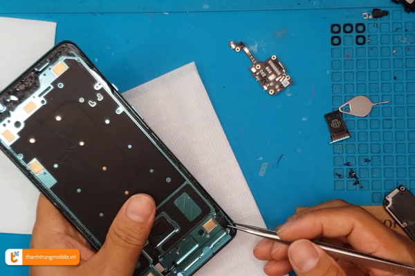 Ảnh minh họa Thay màn hình OnePlus 8T | 8 Pro | 8 1