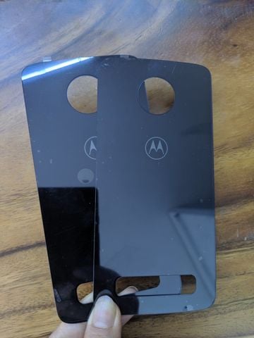 Thay nắp lưng moto z3 play zin chính hãng