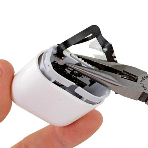 Thay pin dock sạc Airpods Pro