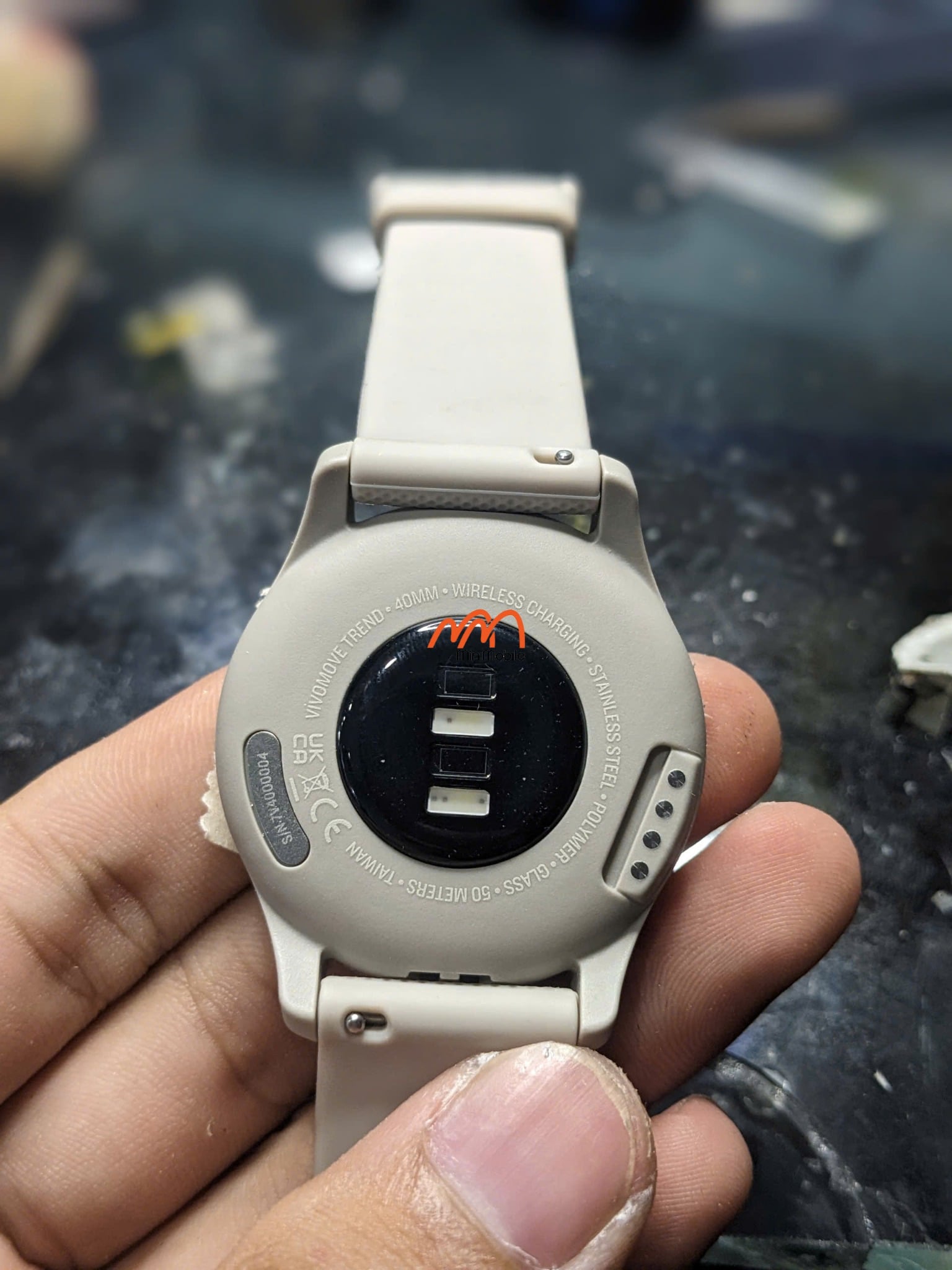 Ảnh minh họa Thay Pin Garmin Vivomove Trend 1