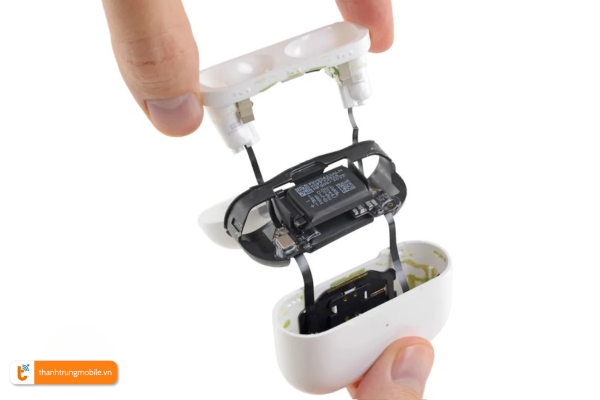 Ảnh minh họa Thay pin hộp sạc AirPod Pro 2 | Pro 2 USB - C 2