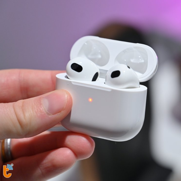 Ảnh minh họa Thay pin hộp sạc AirPods 3 1