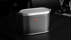  Thay Pin Loa B&O BEOSOUND A5 / A5 Spaced Aluminium 